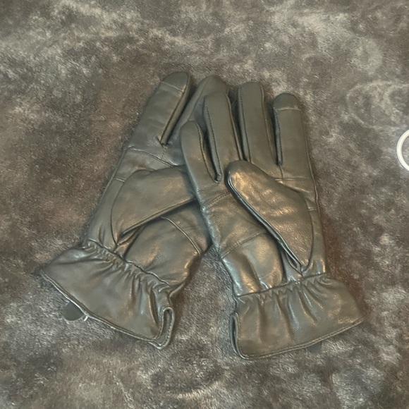Elegant Black Leather Men's Gloves - Picture 5 of 5